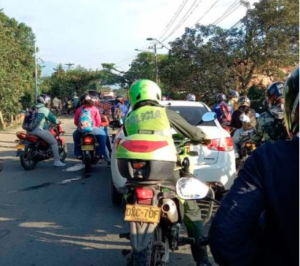 Lee más sobre el artículo Bloqueos viales en Cali por protestas del Gremio de Transporte