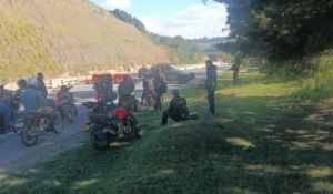 Lee más sobre el artículo Cierre de la vía Panamericana por posible artefacto explosivo genera afectaciones a la movilidad entre Cauca y Valle del Cauca