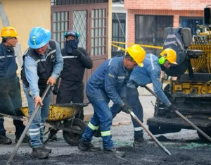 Lee más sobre el artículo Obras de pavimentación generan cierres viales temporales en ocho sectores de Ibagué