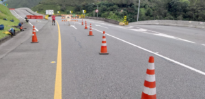 Lee más sobre el artículo Trabajos de mantenimiento generan reducciones de carril en la vía Bogotá – Villavicencio